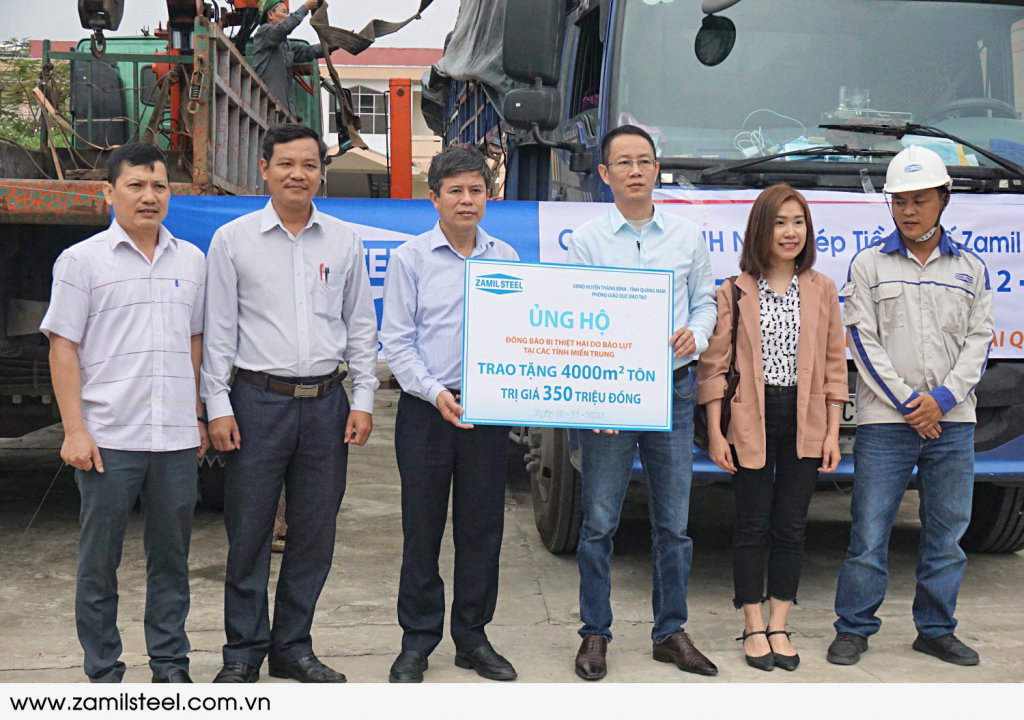 Zamil Steel Vietnam ủng hộ 4000m2 panels