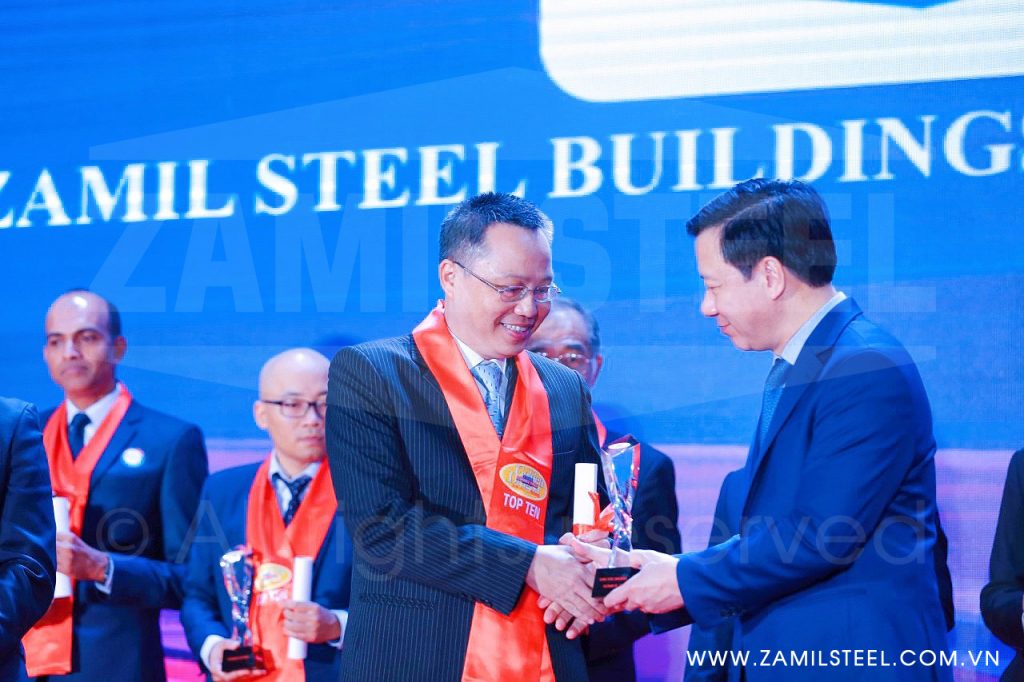 Nhà thép tiền chế Zamil Steel Việt Nam nhận giải rồng vàng 2021